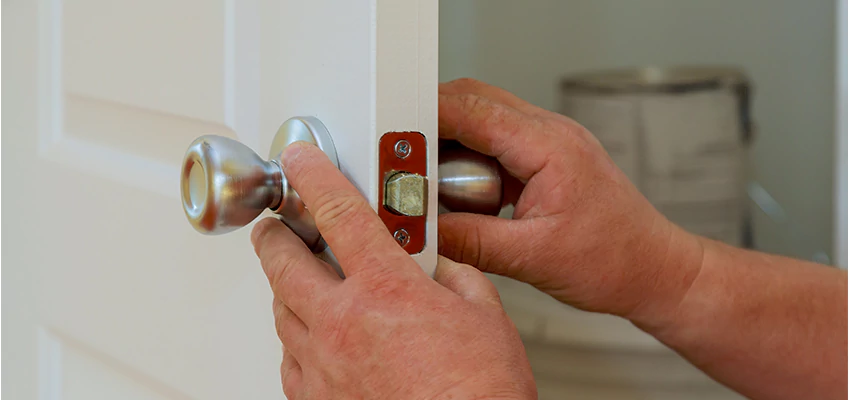AAA Locksmiths For lock Replacement in Modesto, California